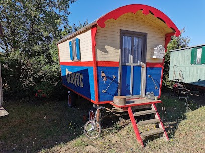 Musee un siècle de roulottes, Musée à Saint-Quentin-la-Poterie