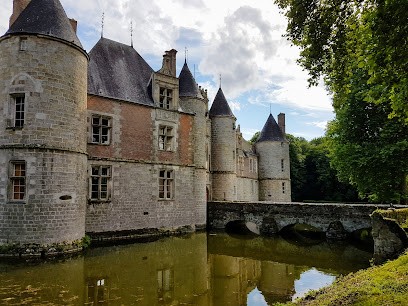 Chateau De Fleurigny, Musée à Thorigny-sur-Oreuse