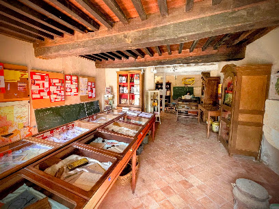 Musée De Villandraut Musée à Villandraut