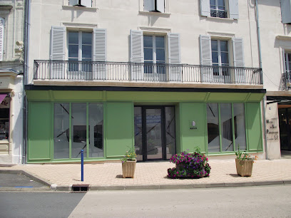 Maison Du Kaolin Musée à Montguyon