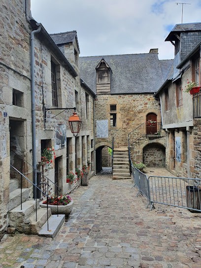 The Poëslerie Museum and the House of the Lacemaker, Musée à Villedieu-les-Poêles-Rouffigny
