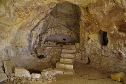 Site De L'association Les Troglodytes, Musée à Amberre