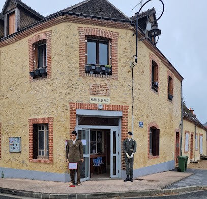 Musée de la Paix, Musée à Semur-en-Vallon